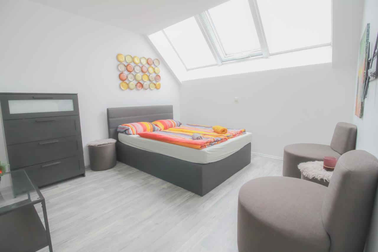 Private Triple Bedroom In Shared Dw171-4 Apartment Wien